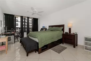 600 Three Islands Boulevard, Hallandale Beach, FL 33009 - Photo 28