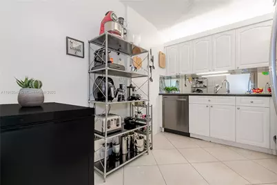 600 Three Islands Blvd #612, Hallandale Beach, FL 33009 - Photo 12