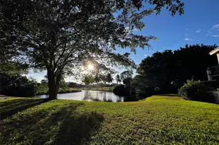 185 Wimbledon Lake Dr, Plantation, FL 33324 - Photo 1