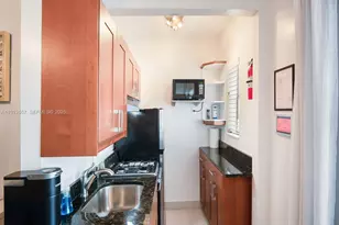 335 Ocean Dr, Miami Beach, FL 33139 - Photo 4