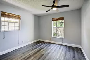 8800 Lake Park Cir N, Davie, FL 33328 - Photo 26