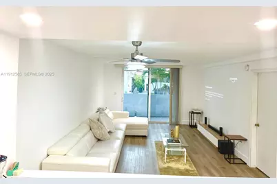 1045 10th St #206, Miami Beach, FL 33139 - Photo 6