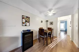 900 SW 10th Terrace, Hallandale Beach, FL 33009 - Photo 6