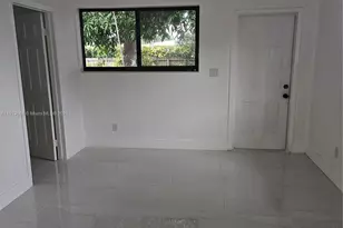 14710 NE 5th Ct, Miami, FL 33161 - Photo 10
