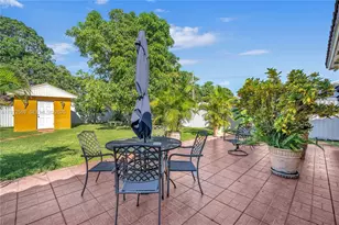 683 W 39th St, Hialeah, FL 33012 - Photo 30