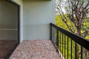 10315 NW 9th St Cir, Miami, FL 33172 - Photo 58