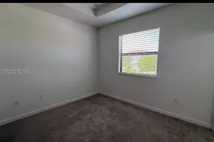 561 NE 208th Terrace, Miami, FL 33179 - Photo 22