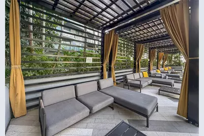 121 NE 34th St #2003, Miami, FL 33137 - Photo 18
