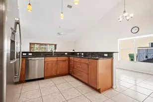 1200 NW 161st Ave, Pembroke Pines, FL 33028 - Photo 16