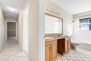 1200 NW 161st Ave, Pembroke Pines, FL 33028 - Photo 24
