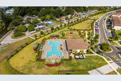 12150 NW 23rd Ct, Miami, FL 33167 - Photo 34