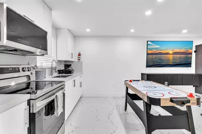 923 NW 110th St #A, Miami, FL 33168 - Photo 12