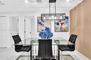 923 NW 110th St, Miami, FL 33168 - Photo 16