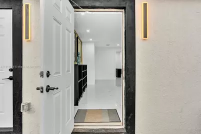 923 NW 110th St #A, Miami, FL 33168 - Photo 2