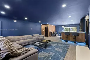 19035 E St Andrews Dr, Hialeah, FL 33015 - Photo 28