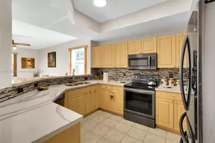 13117 SW 49th Ct, Miramar, FL 33027 - Photo 12