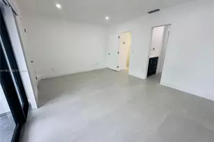 7157 W 19th Ct, Hialeah, FL 33014 - Photo 34