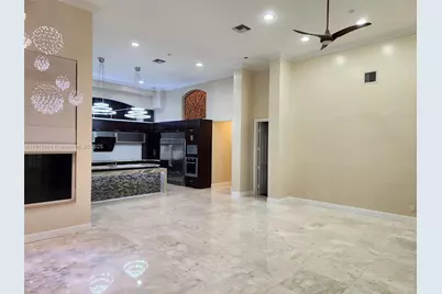 321 Windmill Palm Ave, Plantation, FL 33324 - Photo 12