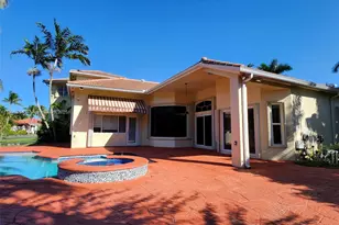 321 Windmill Palm Ave, Plantation, FL 33324 - Photo 2