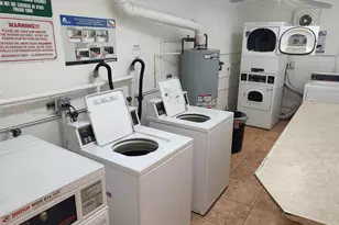 7403 SW 82nd St, Miami, FL 33143 - Photo 14