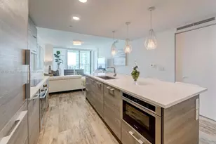650 NE 32nd St, Miami, FL 33137 - Photo 18