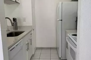 8000 SW 149th Ave, Miami, FL 33193 - Photo 10