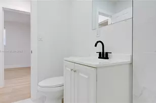 3331 NW 8th Pl, Lauderhill, FL 33311 - Photo 18