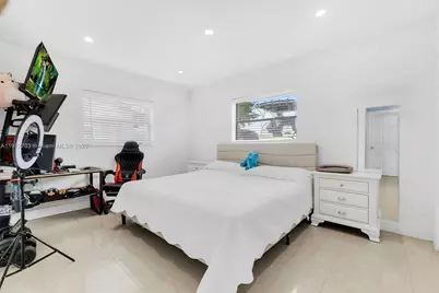 1820 N 27th Ave, Hollywood, FL 33020 - Photo 14