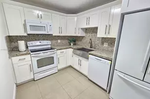 1200 NE Miami Gardens Dr, Miami, FL 33179 - Photo 1