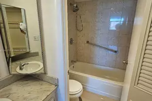 1200 NE Miami Gardens Dr, Miami, FL 33179 - Photo 12