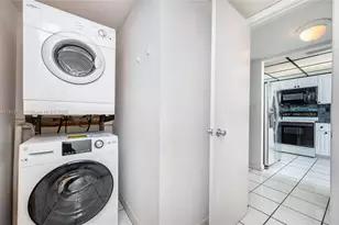 55 Ocean Ln Dr, Key Biscayne, FL 33149 - Photo 18