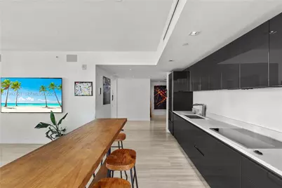 1451 Brickell Avenue #1706, Miami, FL 33131 - Photo 4