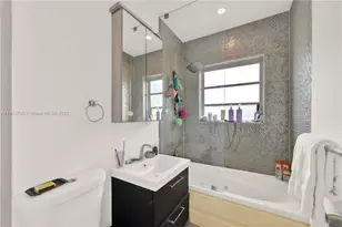 1610 Michigan Ave, Miami Beach, FL 33139 - Photo 12