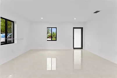 15920 NW 17th Ct, Miami Gardens, FL 33054 - Photo 8