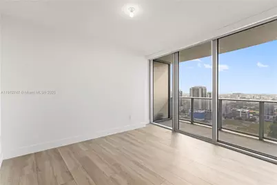 488 NE 18th St #3401, Miami, FL 33132 - Photo 8