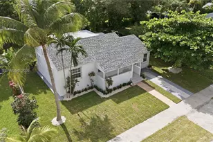 560 NE 110th Terrace, Miami, FL 33161 - Photo 30