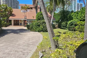 363 Centre Is, Golden Beach, FL 33160 - Photo 2