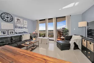 911 E Ponce De Leon Blvd, Coral Gables, FL 33134 - Photo 10