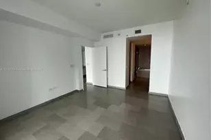 68 SE 6th St, Miami, FL 33131 - Photo 16