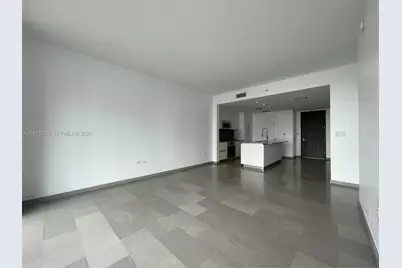 68 SE 6th St #3806, Miami, FL 33131 - Photo 6