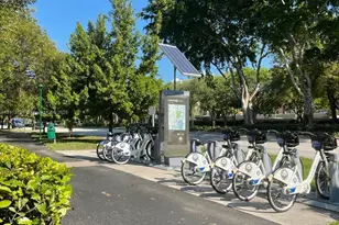 20400 W Country Club Dr, Aventura, FL 33180 - Photo 10