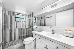 1418 Collins Ave, Miami Beach, FL 33139 - Photo 14