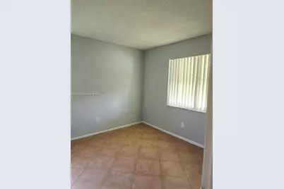 6061 Shakerwood Cir #208, Tamarac, FL 33319 - Photo 6