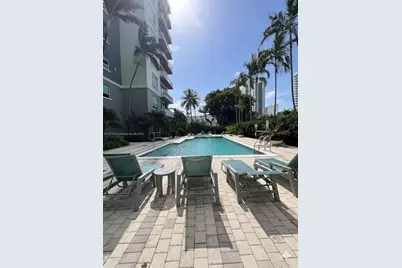 313 NE 2nd St #802, Fort Lauderdale, FL 33301 - Photo 2