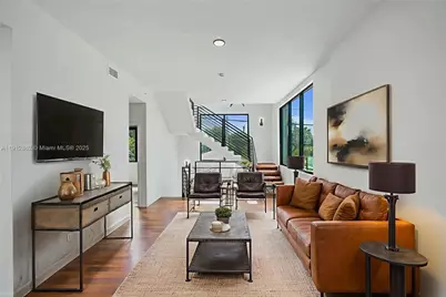 515 NE 61st St, Miami, FL 33137 - Photo 10