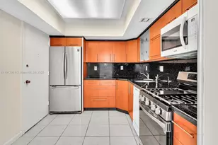 2030 S Ocean Dr, Hallandale Beach, FL 33009 - Photo 10