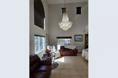 2066 SW 156th Ave, Miami, FL 33185 - Photo 2
