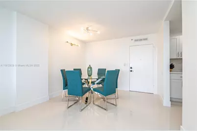 2780 NE 183rd St #2014, Aventura, FL 33160 - Photo 6