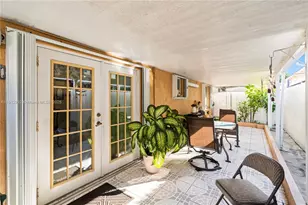 7020 W 35th Ave, Hialeah, FL 33018 - Photo 18