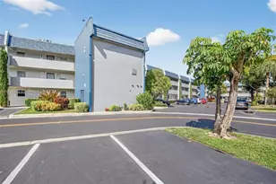 7817 Golf Cir Dr, Margate, FL 33063 - Photo 28